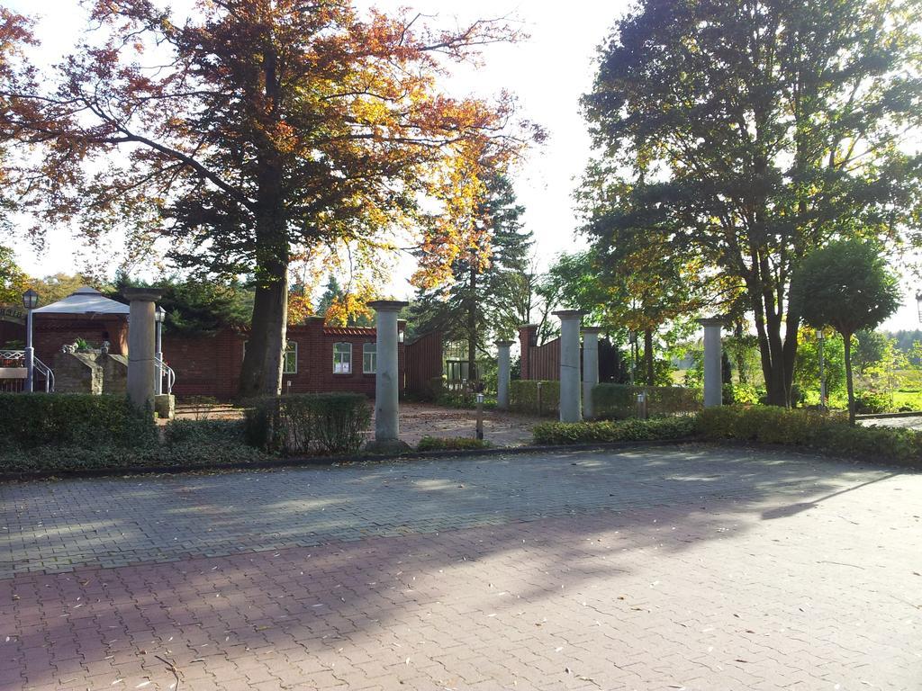 Hotel Restaurant Am Pfauenhof Quakenbrück Dış mekan fotoğraf