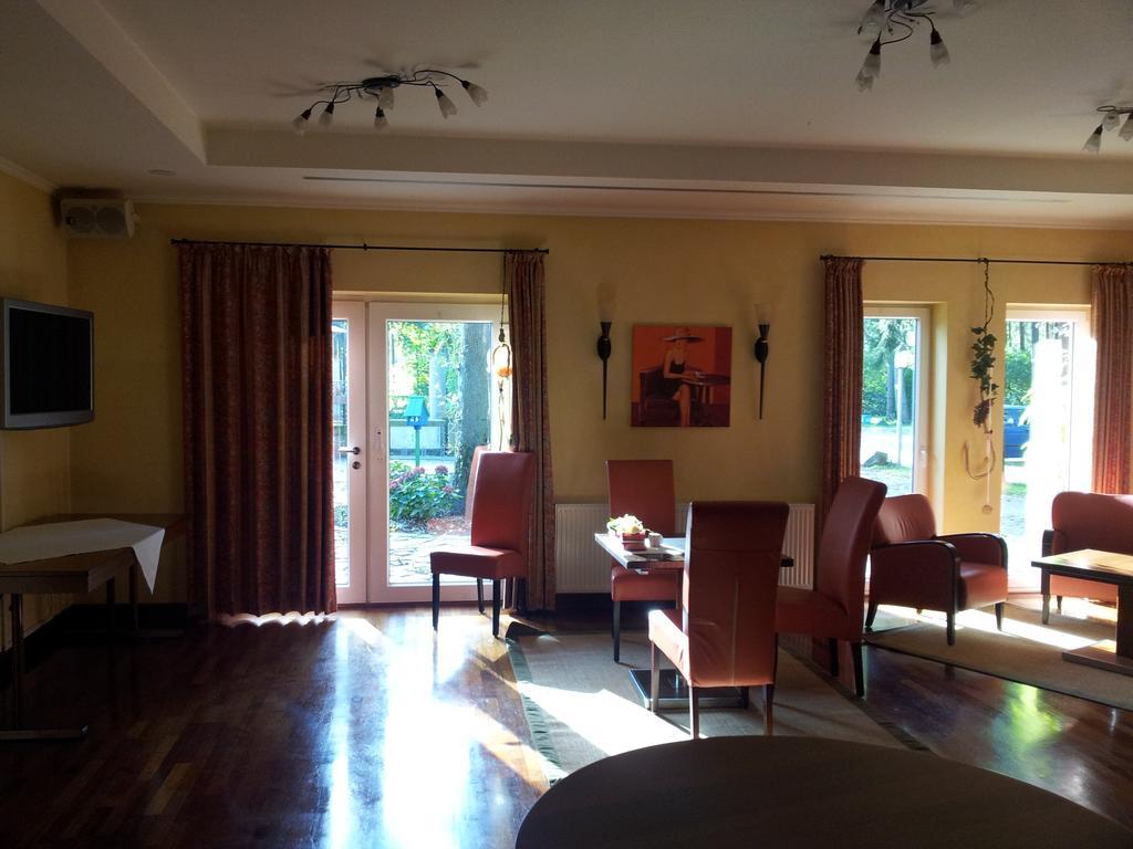 Hotel Restaurant Am Pfauenhof Quakenbrück Dış mekan fotoğraf